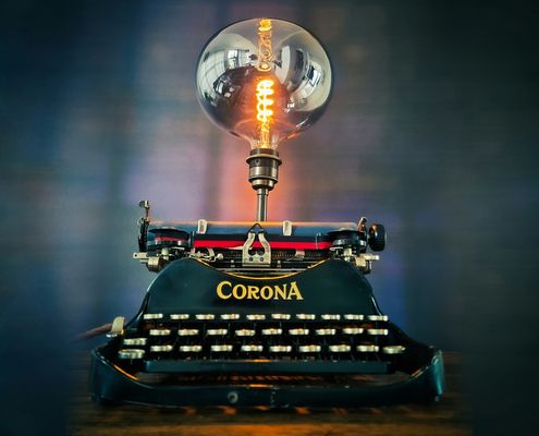 Typewriter - photo